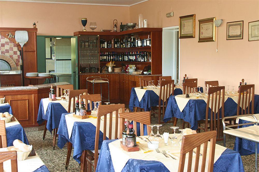 Hotel Olivi Salò Exterior foto